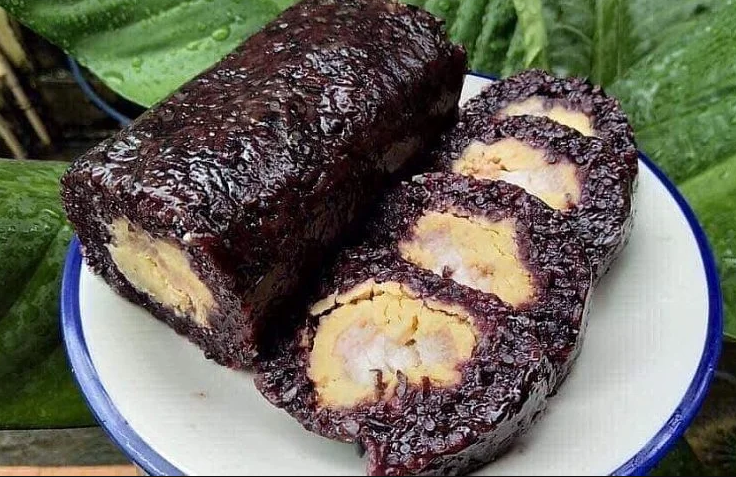 Bánh chưng nếp cẩm Tây bắc