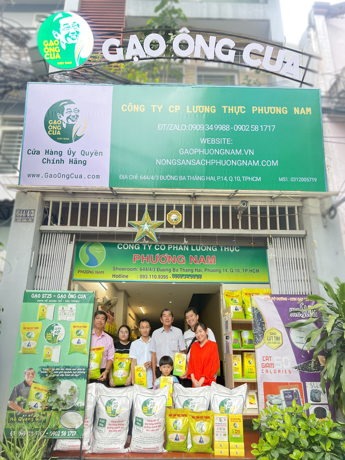 Cửa hàng 3/2 